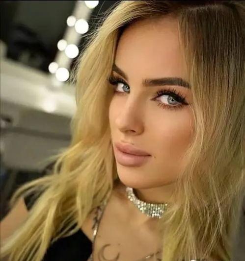 迪拜模特爆料事件视频,揭秘奢华背后的真相  第2张